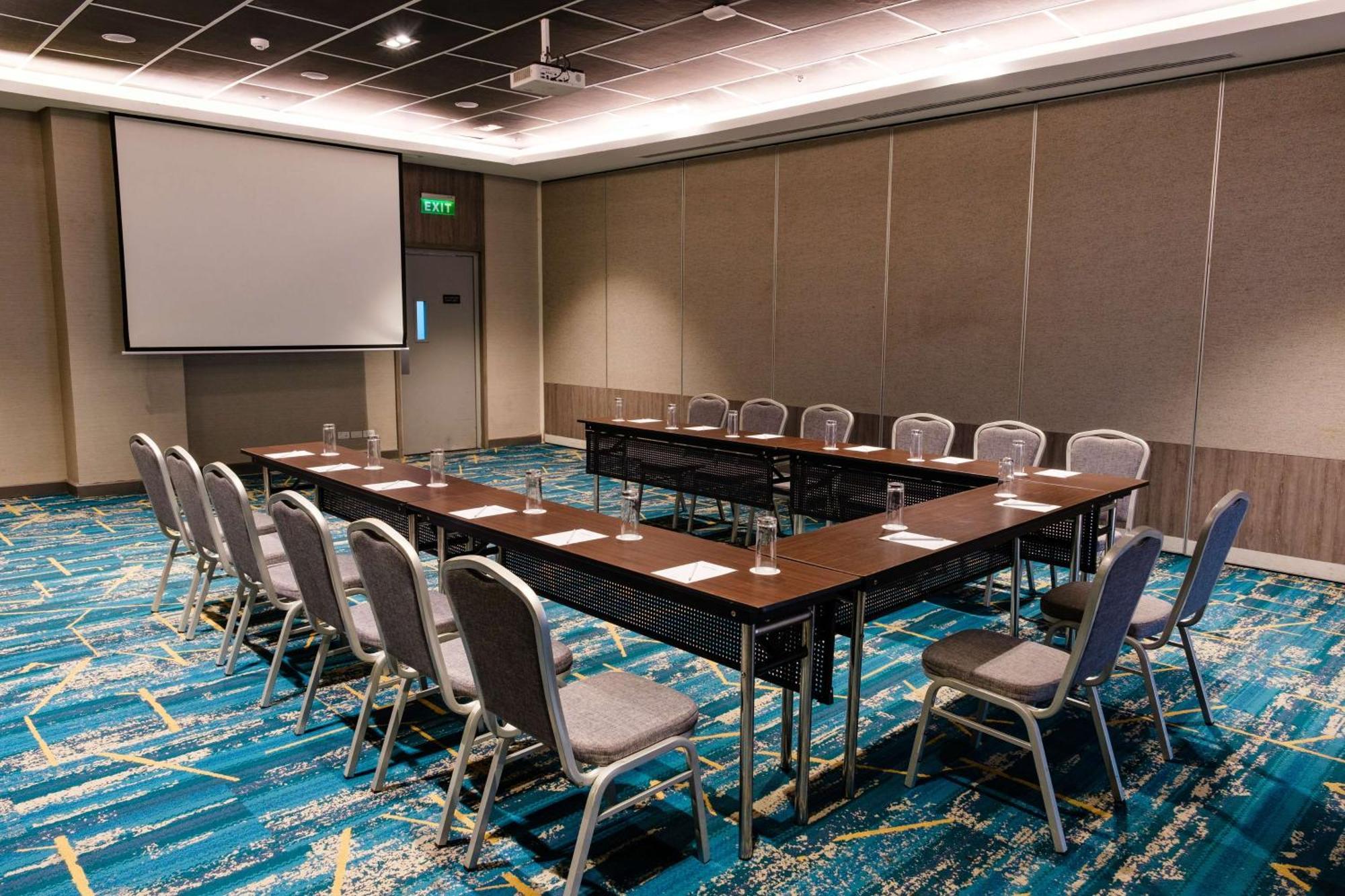 Park Inn By Radisson Bacolod Zewnętrze zdjęcie